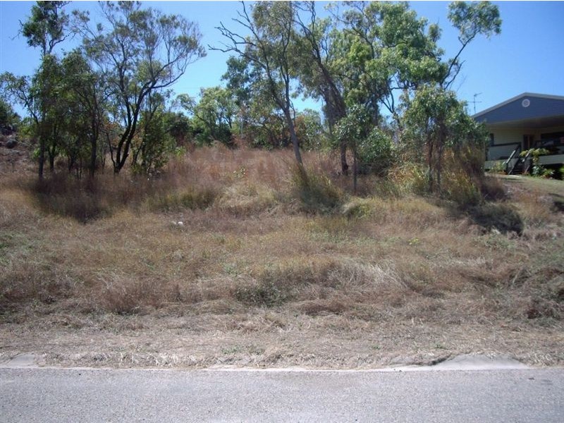 8 Craigie Court, Bowen QLD 4805
