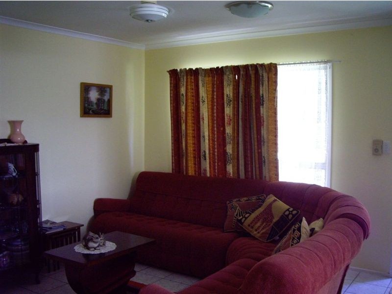 85 Kennedy, Bowen QLD 4805