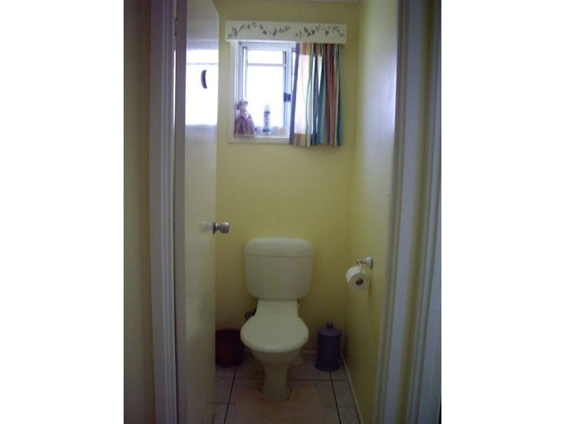 85 Kennedy, Bowen QLD 4805