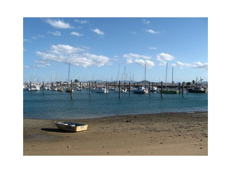 3/34 Poole Street, Bowen QLD 4805