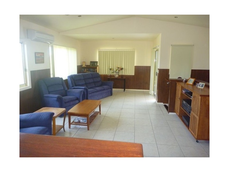 104 Dalrymple Street, Bowen QLD 4805