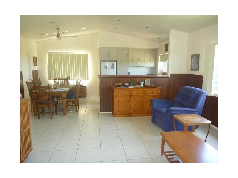 104 Dalrymple Street, Bowen QLD 4805