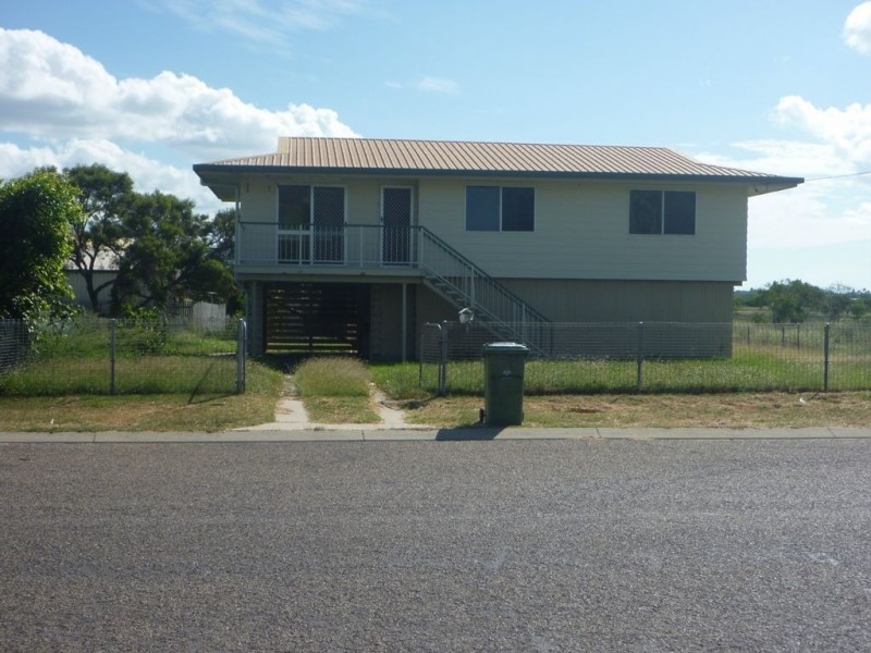 21 West Street, Bowen QLD 4805