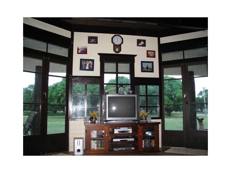 39 Telegraph Road, Bowen QLD 4805