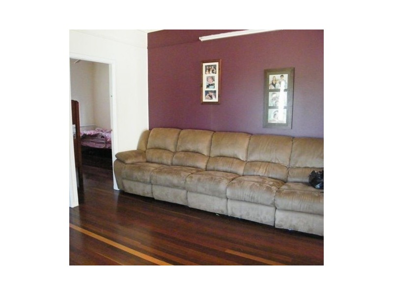 122 Powell Street, Bowen QLD 4805