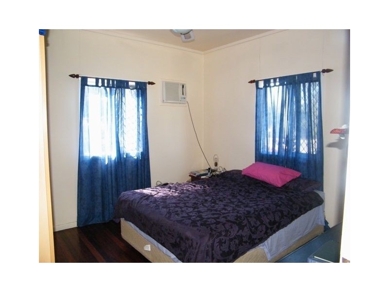122 Powell Street, Bowen QLD 4805
