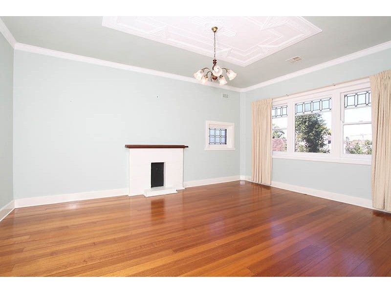 11/14 Robe Street, St Kilda VIC 3182