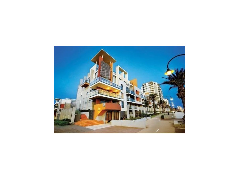 201/2 Pier Street, Port Melbourne VIC 3207