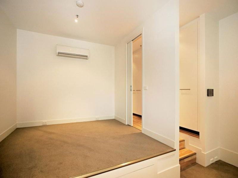 41/243 Collins Street, Melbourne VIC 3000