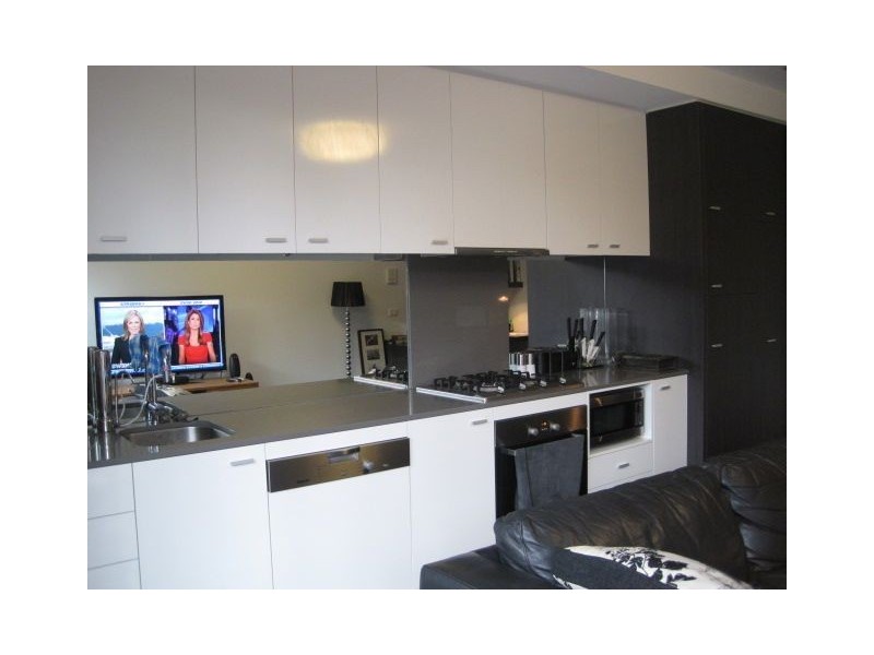 5/17 Robe Street, St Kilda VIC 3182