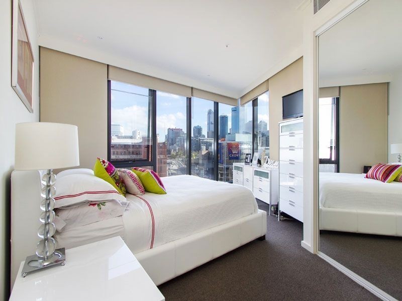 701/63 Whiteman Street, Southbank VIC 3006