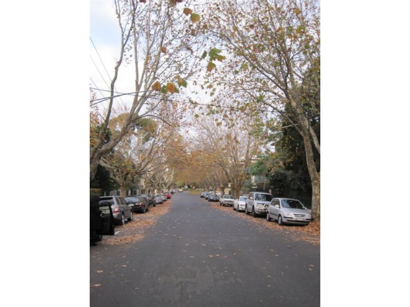 19/15-17 Charnwood Rd, St Kilda VIC 3182