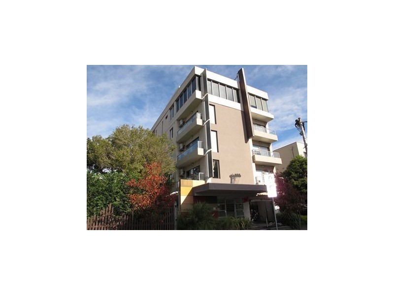203/64 Wellington Street, St Kilda VIC 3182