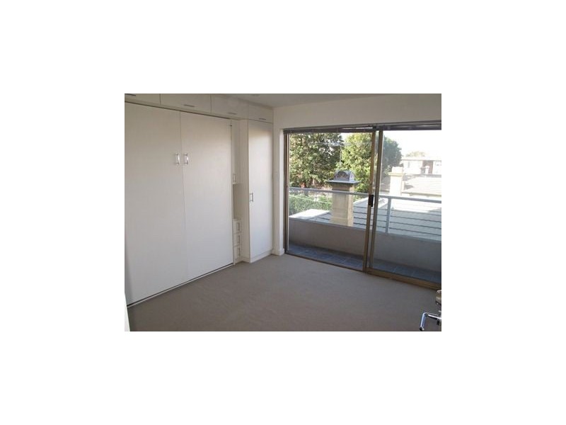203/64 Wellington Street, St Kilda VIC 3182