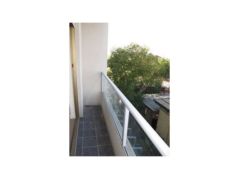 203/64 Wellington Street, St Kilda VIC 3182