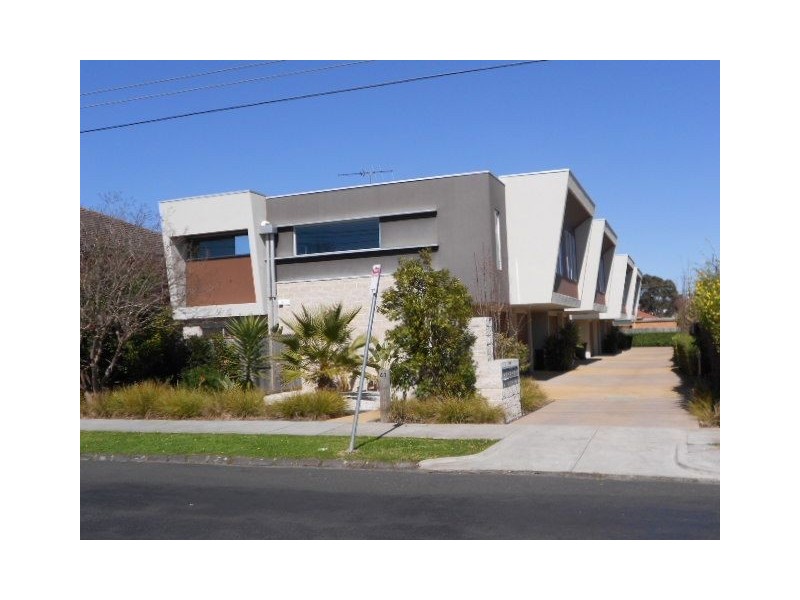 4/41 Coorigil Road, Carnegie VIC 3163