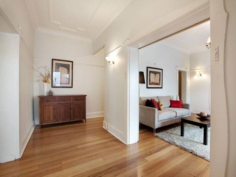 2/372 Orrong Road, Caulfield North VIC 3161