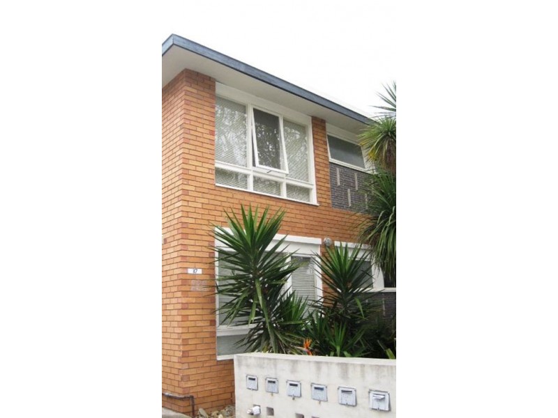 1/37 Foam Street, Elwood VIC 3184