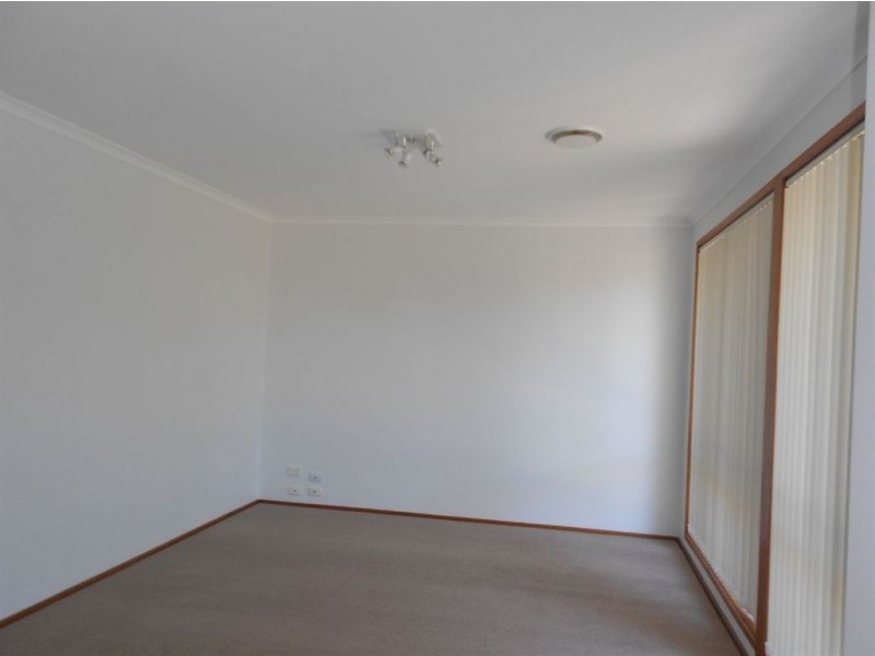 2/43 Browns Road, Bentleigh East VIC 3165