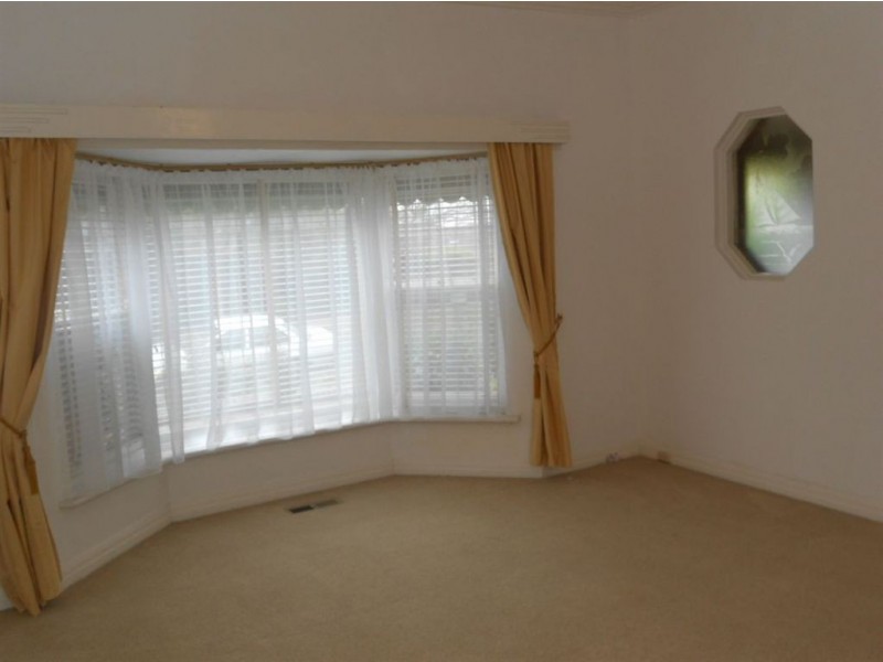 1/1 Outlook Drive, Camberwell VIC 3124