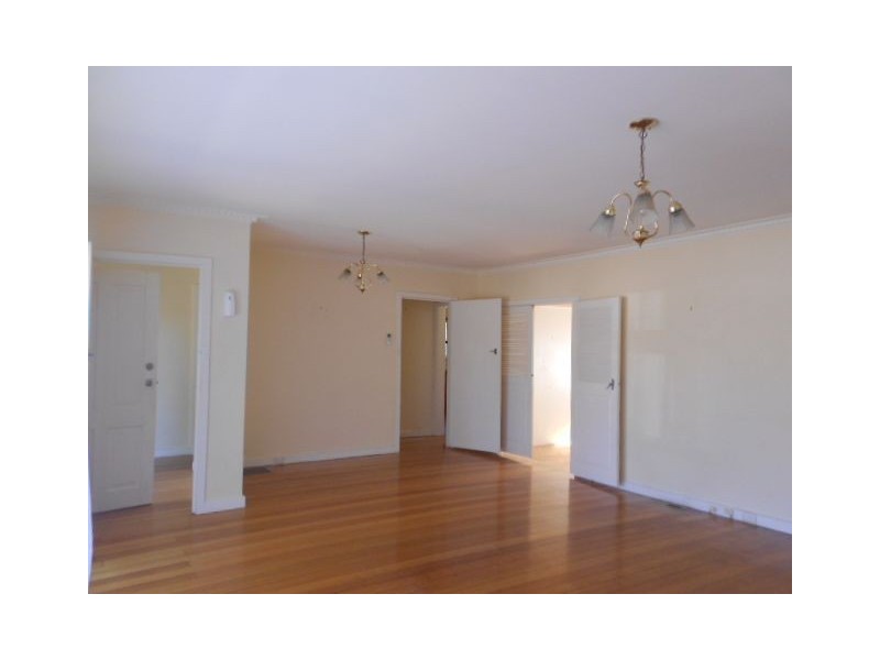 14 Jackson Street, Forest Hill VIC 3131