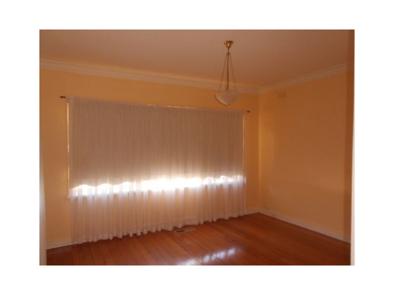 14 Jackson Street, Forest Hill VIC 3131