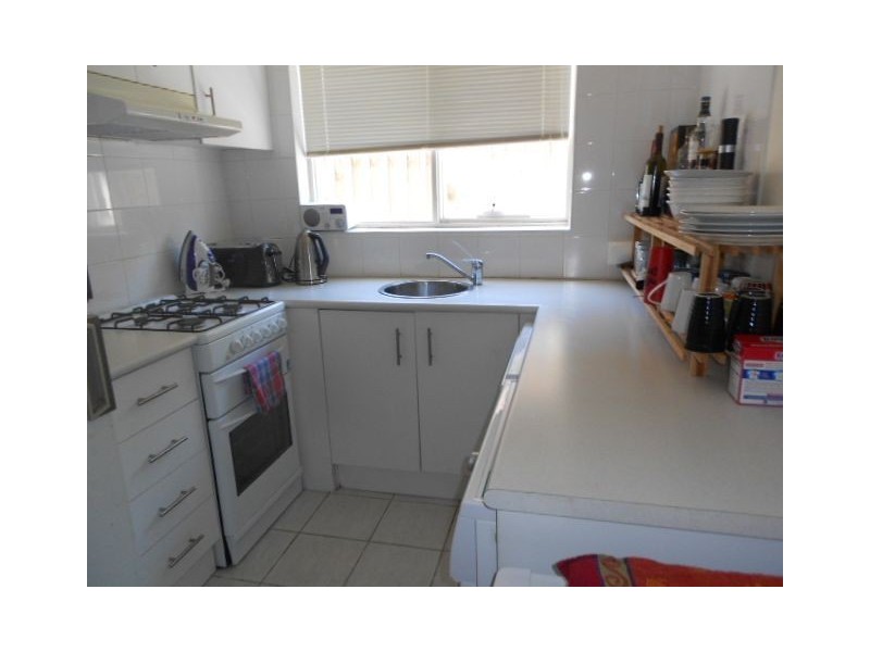 4/37 Foam Street, Elwood VIC 3184