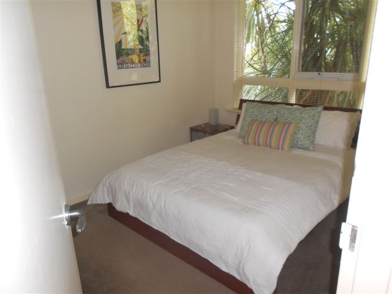 4/37 Foam Street, Elwood VIC 3184