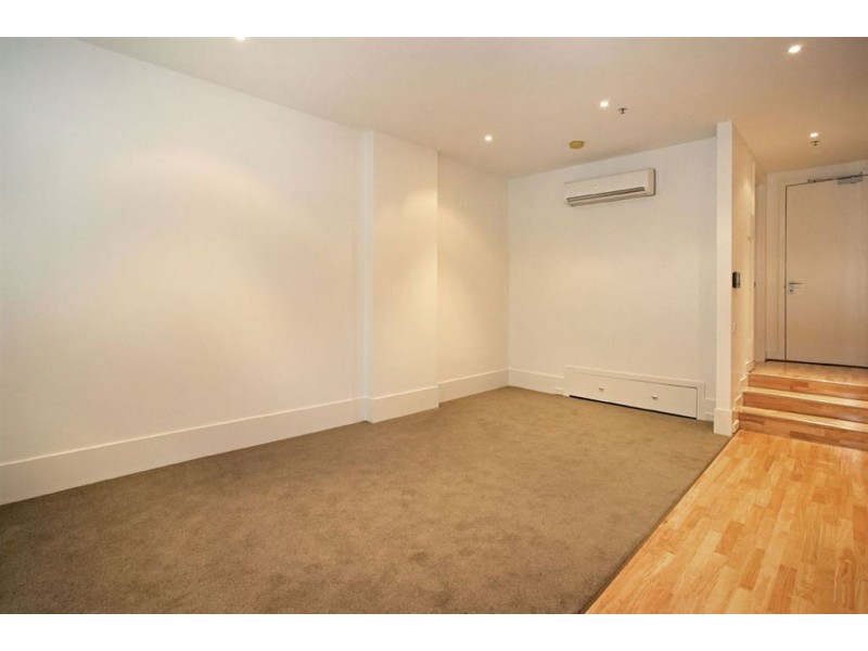 45/243 Collins, Melbourne VIC 3000