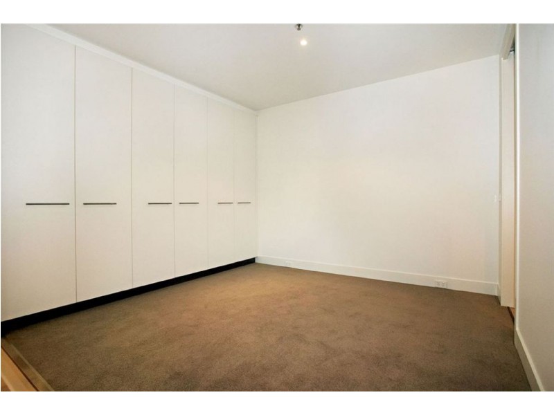 44/243 Collins Street, Melbourne VIC 3000