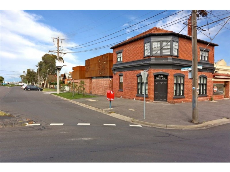 Rear/88 Park Road, Middle Park VIC 3206