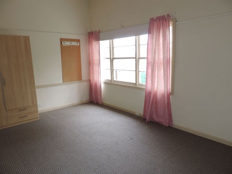 84 Fenton Street, Ascot Vale VIC 3032