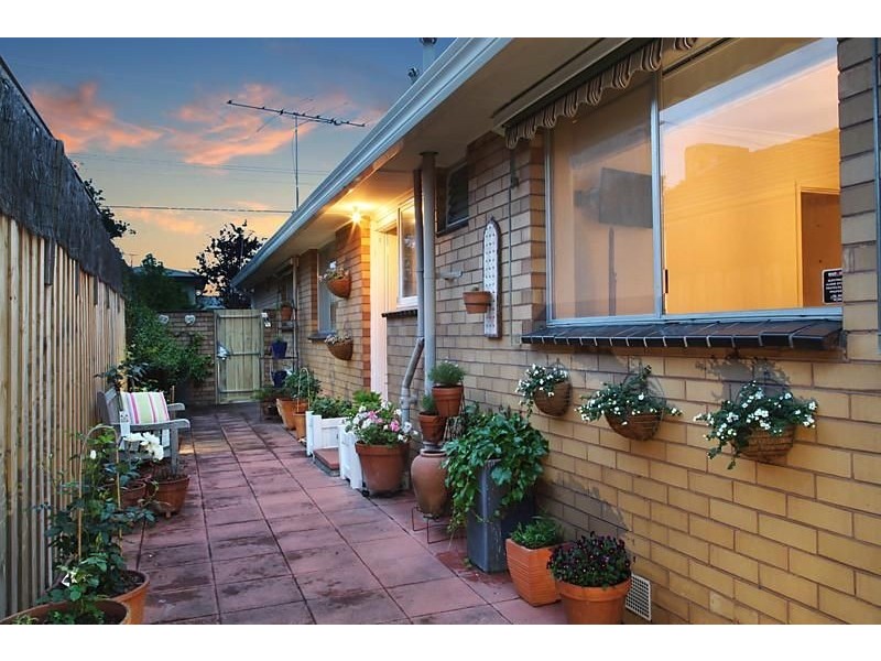 2/67 Brady Road, Bentleigh East VIC 3165