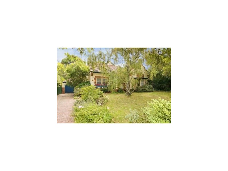 20 Compton Street, Canterbury VIC 3126