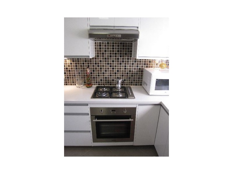 14/35 Dickens Street, Elwood VIC 3184