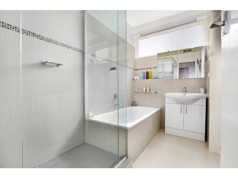 14/35 Dickens Street, Elwood VIC 3184