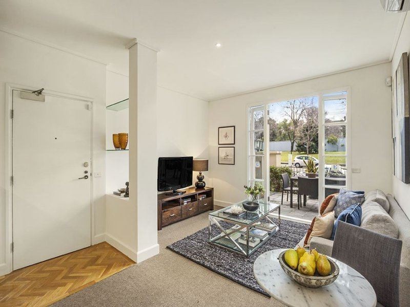 67/211 Wellington Parade South, East Melbourne VIC 3002