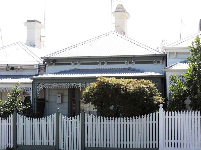 19 McConnell Street, Kensington VIC 3031