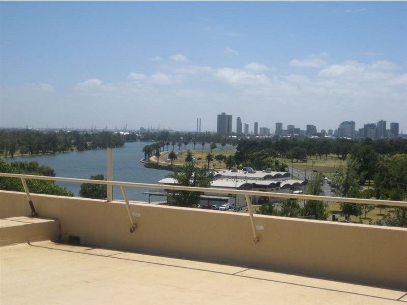 15/73 Queens Road, Melbourne VIC 3000