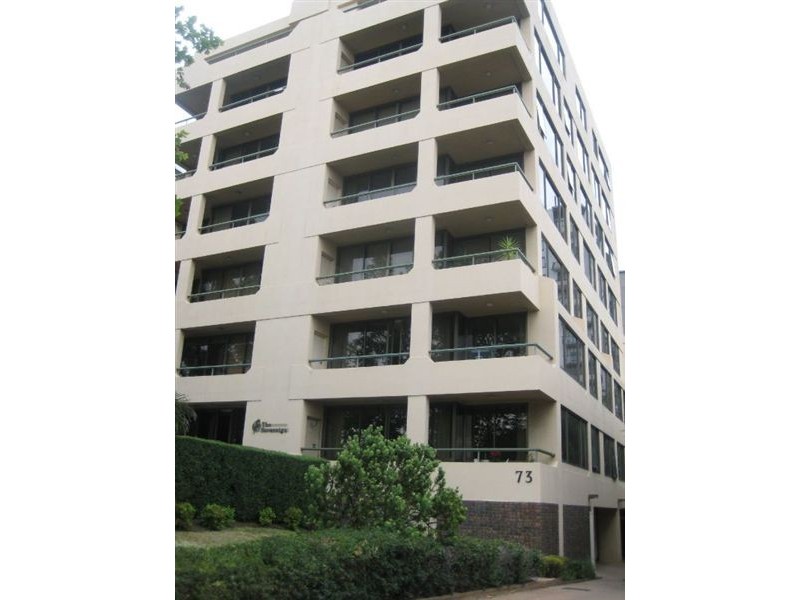 15/73 Queens Road, Melbourne VIC 3000