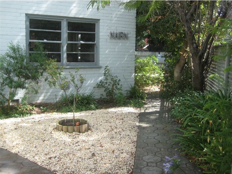 2/4 Southey Court, Elwood VIC 3184