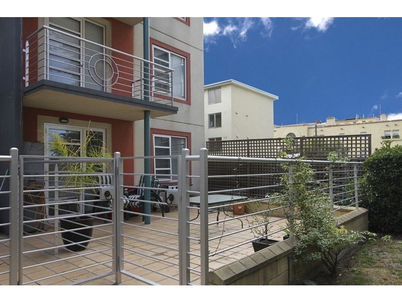 20/18-20 Esplanade, St Kilda VIC 3182