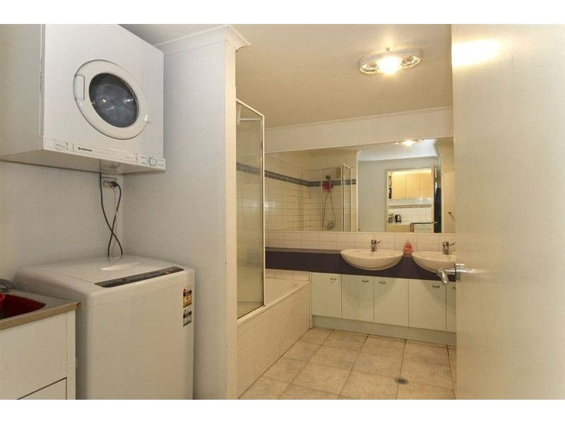 20/18-20 Esplanade, St Kilda VIC 3182