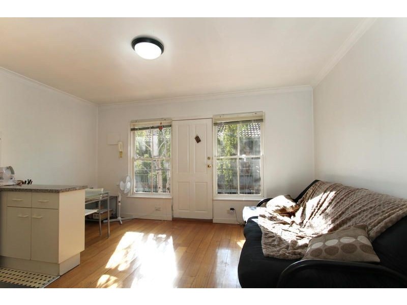 8/37 Vale Street, St Kilda VIC 3182