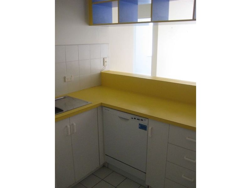 25/4 Alfred Square, St Kilda VIC 3182