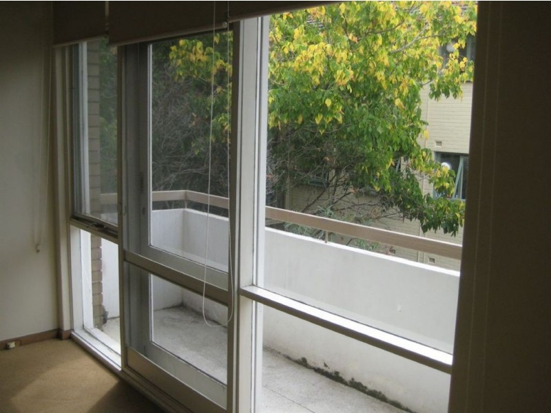 8/6 Wando Grove, St Kilda East VIC 3183