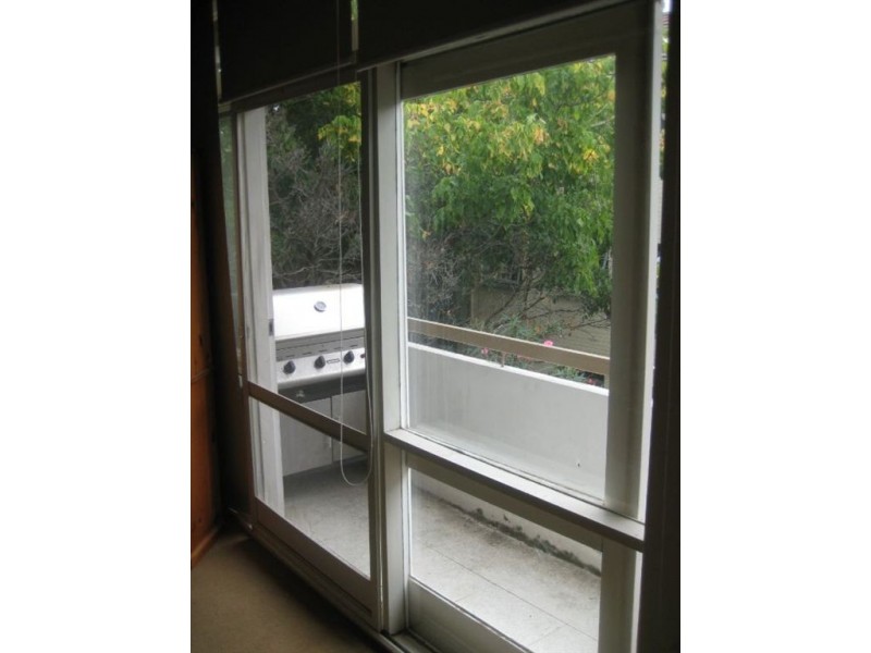 8/6 Wando Grove, St Kilda East VIC 3183