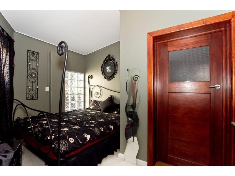 2/58A Westbury Street, St Kilda East VIC 3183