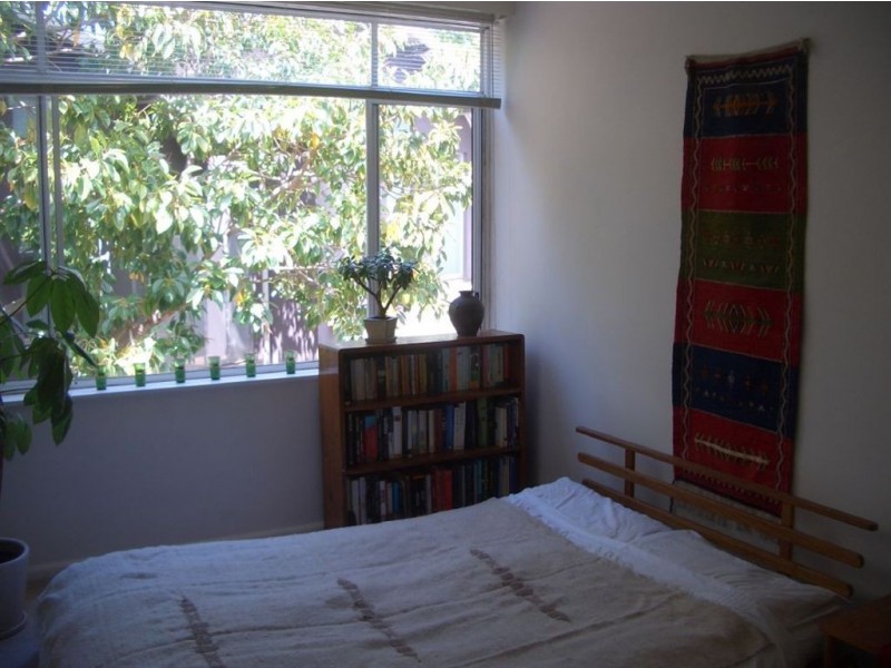 9/244 Barkly Street, St Kilda VIC 3182