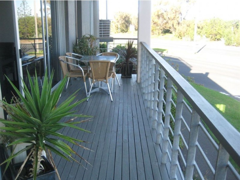 4/1 Ormond Esplanade, Elwood VIC 3184